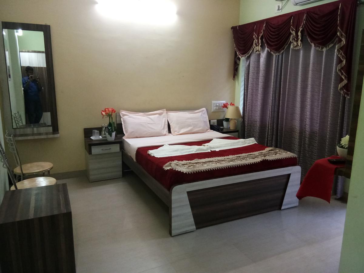 Sai Skanda Hotel Subrahmanya Exterior photo